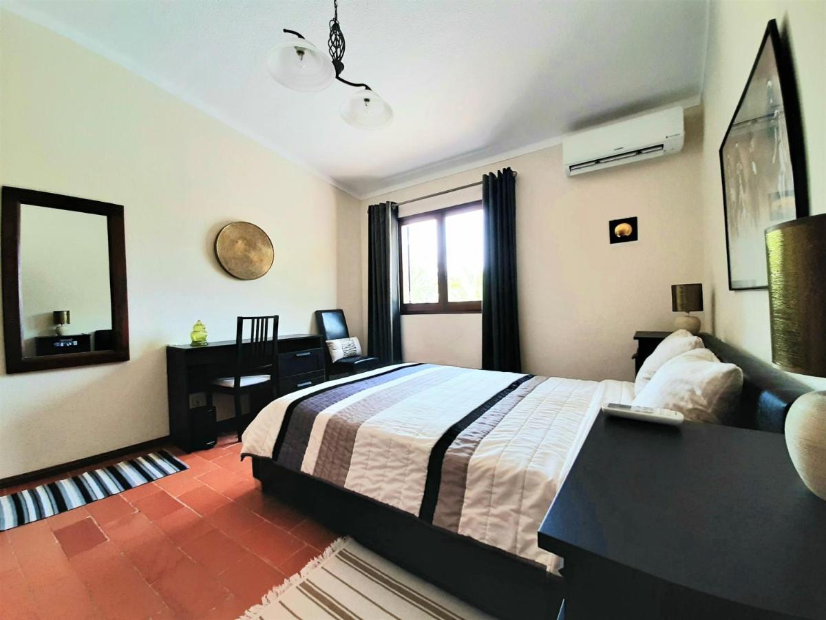 Apartment Tudo Bem โอลเญา ภายนอก รูปภาพ